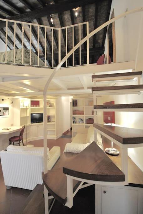 My Place In Trastevere Rome Bagian luar foto
